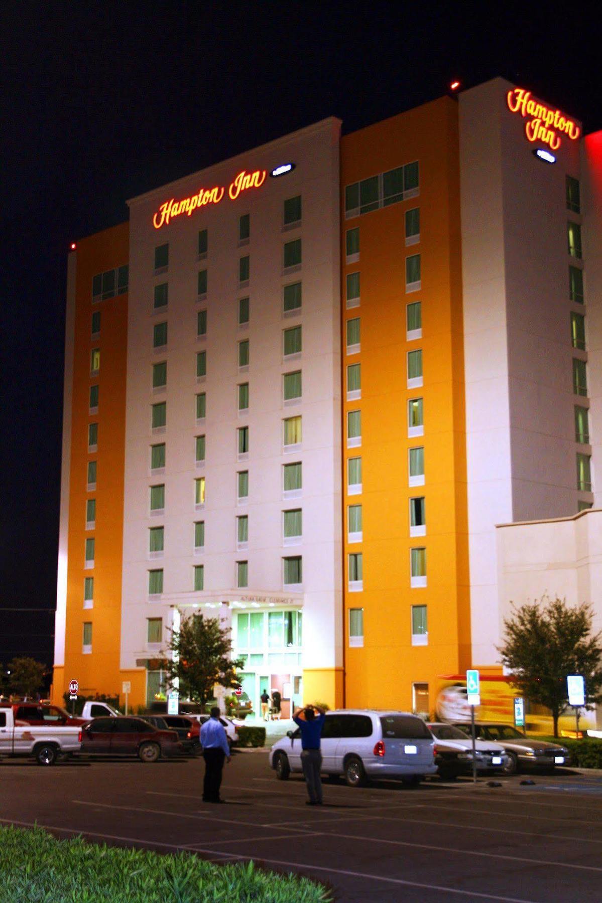 Hotel Hampton By Hilton Reynosa Zona Industrial Exteriér fotografie